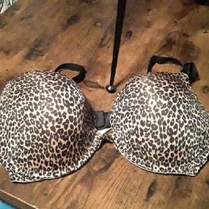 NWOT Victoria's Secret Sexy 36DD Cheetah print Padded underwire Gorgeous Push Up